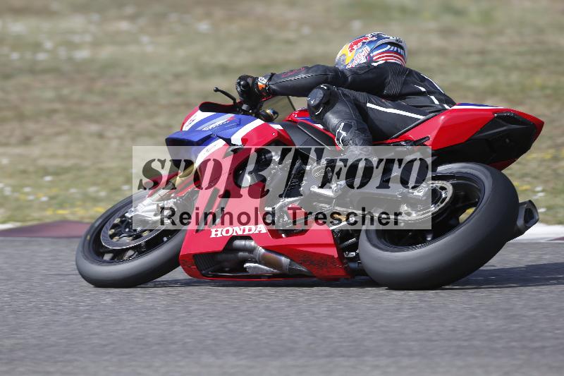 /37 09.08.2026  Pluess Motosport ADR/Freies Fahren/12